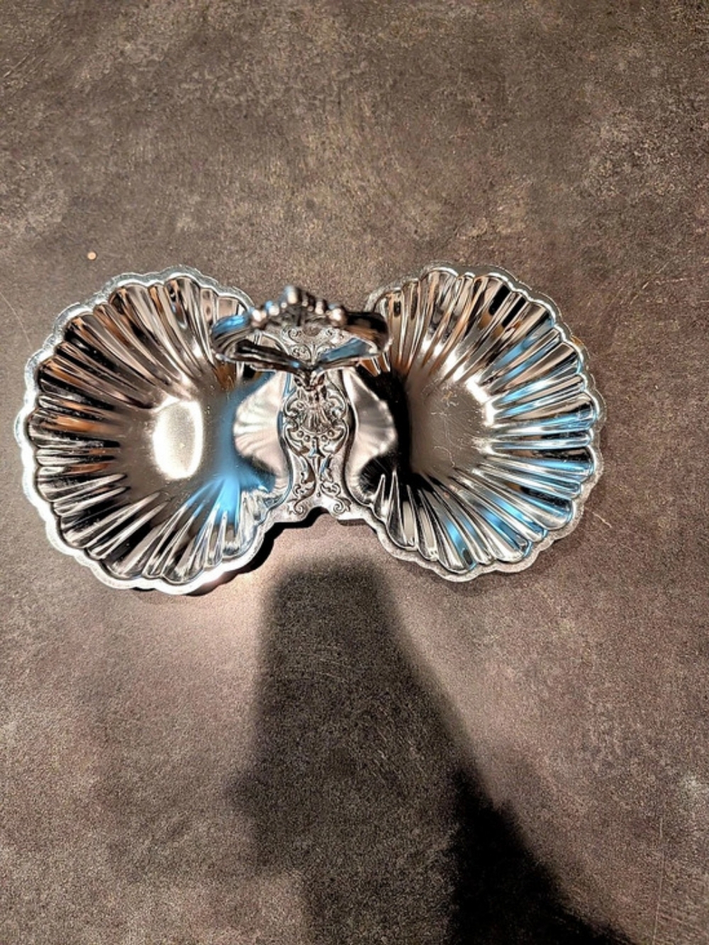 Silver Shell Divided Serving Dish - Picture 3 of 4